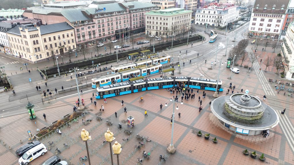 Spårvagn på Drottningtorget i Göteborg