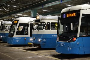 Spårvagnar i depå.